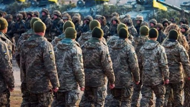 Украйна надцаква Русия с обща мобилизация на 5,5 милиона души