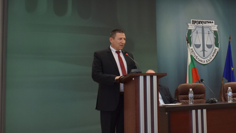 Общото събрание на следователите от НСлС подкрепи Борислав Сарафов като кандидат за директор за втори мандат