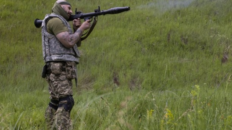 Български шофьор стана доларов милионер от продажби на оръжия за Украйна 
