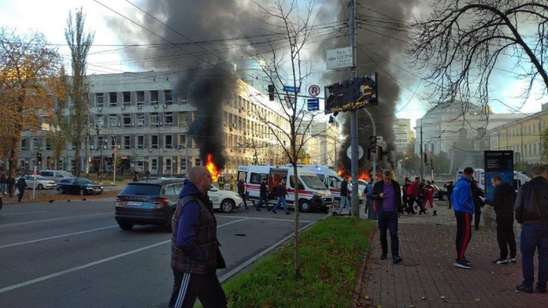 Страх и ужас! Бомбен ад във всички киевски училища