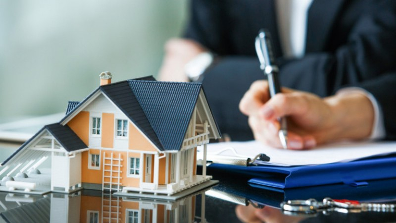Първи голям спад на продажби на имоти в страната - причини и последици ГРАФИКИ