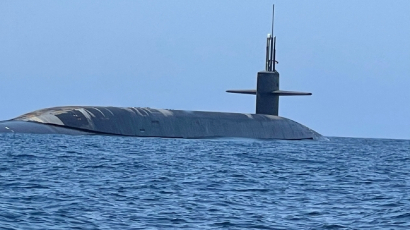 Американска атомна подводница с 24 ядрени бойни глави навлезе в Арабско море