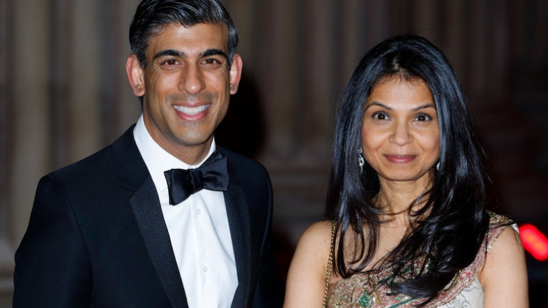 Съпругата на новия британски премиер е свръхбогата индийска бизнесдама СНИМКИ