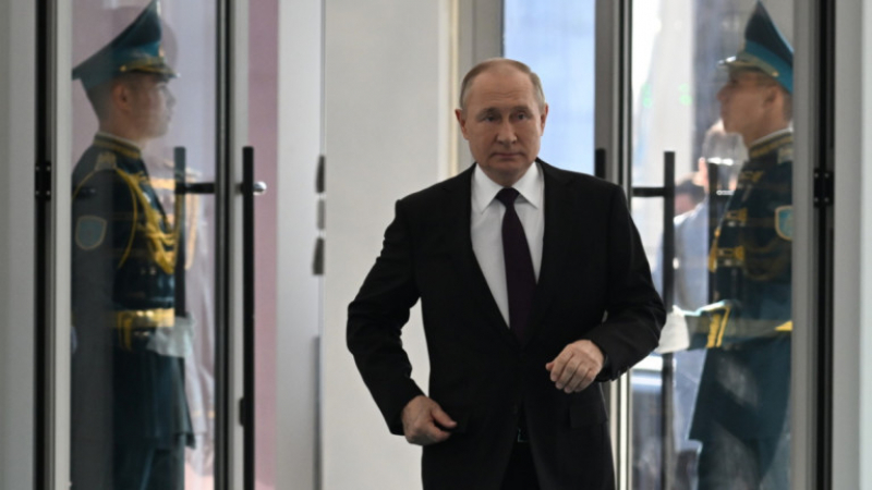 Руският елит вече умува за бъдеще без Путин