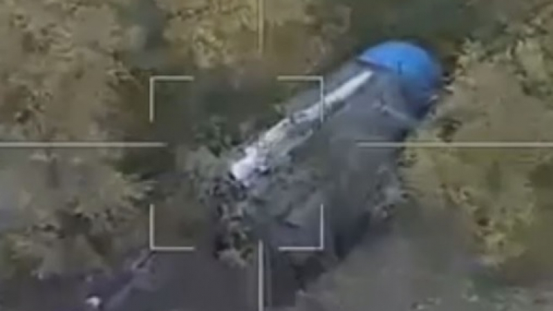 ВИДЕО от войната: Руски дрон "Ланцет" унищожи украинска ЗРК "Бук" с пряко попадение