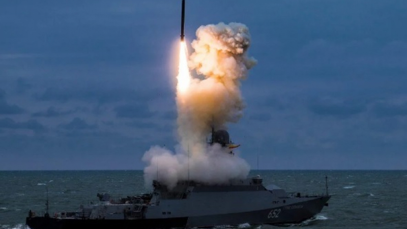 Нещо странно се случва с руските ракетоносци в Черно море, провали се настъпление на ВСУ на това направление