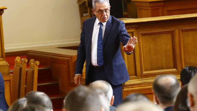 Йордан Цонев посочи голямата грешка на партиите в парламента