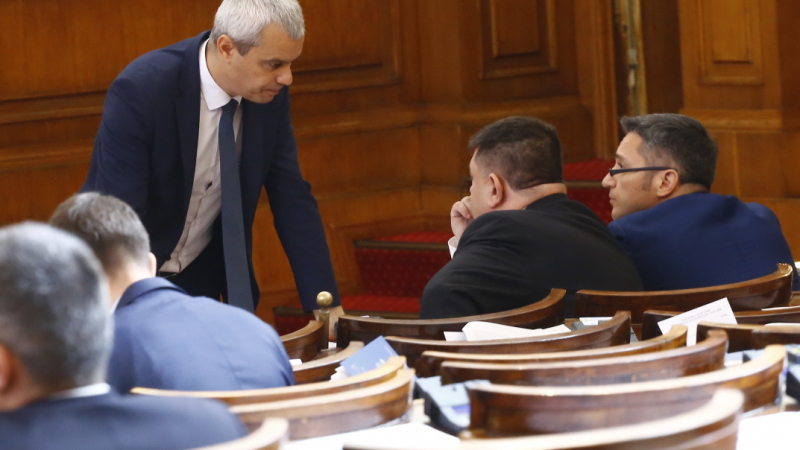 Костадинов каза защо час по-скоро трябва да идем на нови избори 
