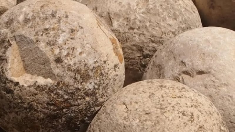 Учените разгадават мистерията на древните камъни, открити на гръцки острови
