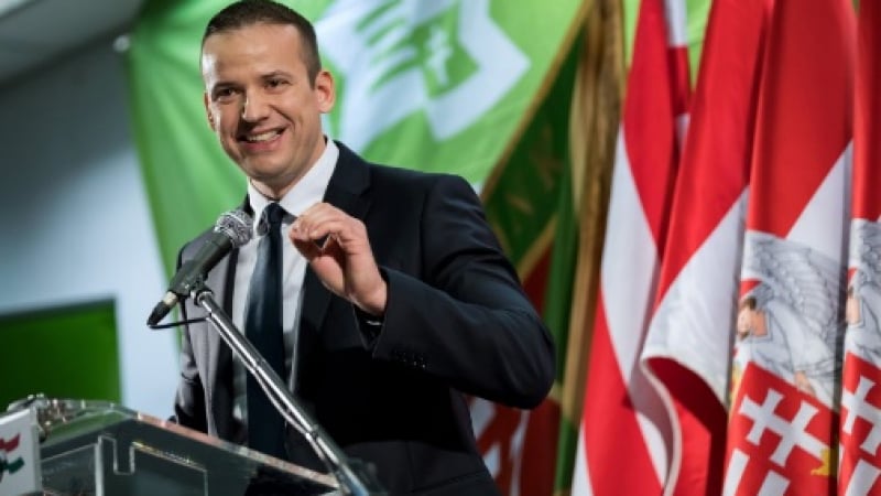 Унгарски депутат предложи на Полша да се отнеме част от Украйна СНИМКА