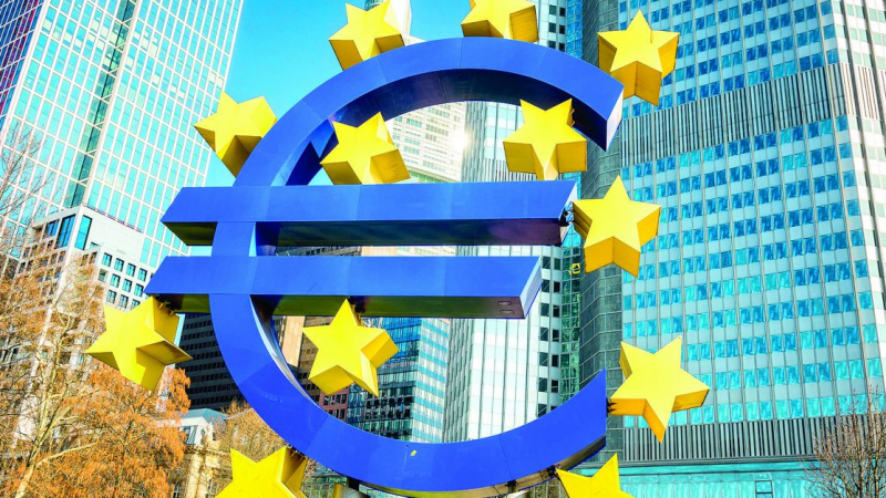 Няма скрито-покрито: Ето какво ще ни се случи след приемането на еврото