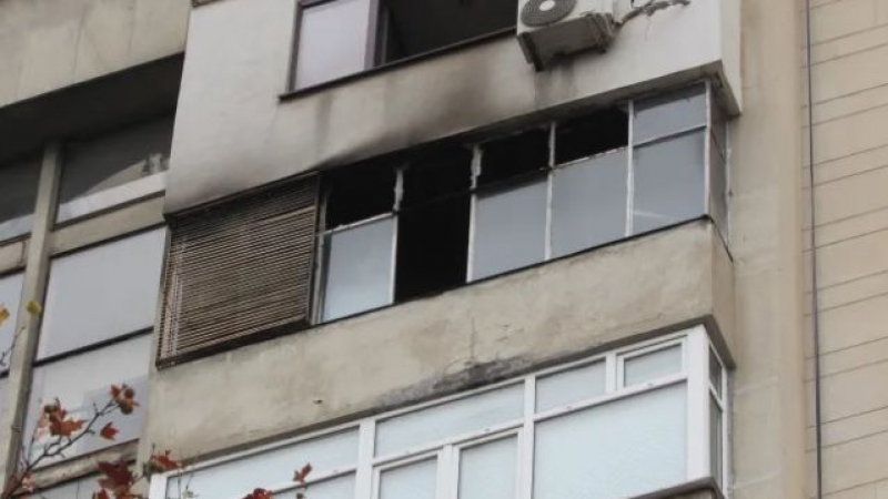 Мъж спаси жена инвалид от пожар в Русе СНИМКИ