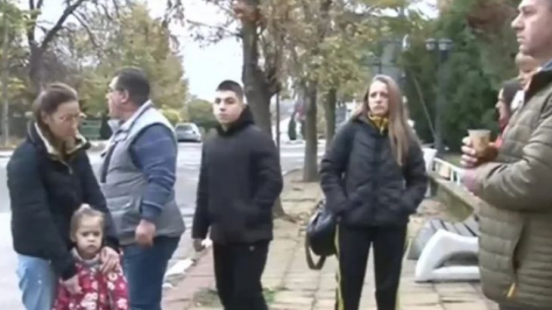 Задава се скандал! Полицията не пуска хората да протестират за прегазеното дете в Бузовград