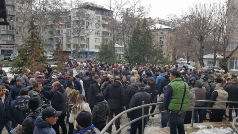 Протест сковава Пловдив, на бунт се вдигат...