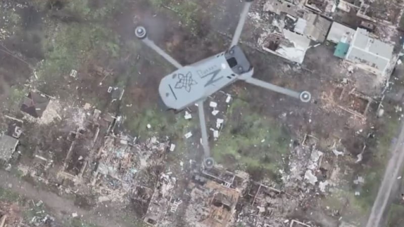 Руски и украински дронове се счепкаха в жесток въздушен бой над Донбас 