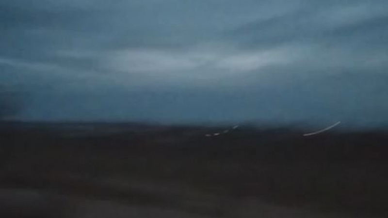 ВИДЕО от войната: Украински войник засне танков снаряд да лети срещу него