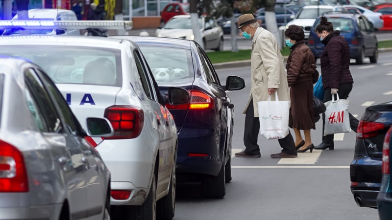 Румънските пенсионери ликуват, а вижте и каква заплата взимат комшиите