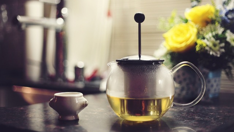 Откриха неизвестна вреда от чая с най-популярната българска билка