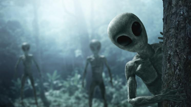US учен: Извънземните живеят сред нас, но ето защо се крият 