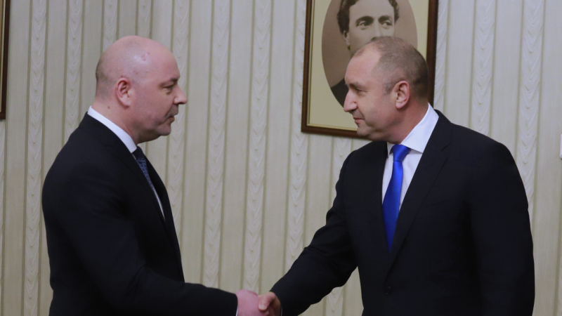 Най-довереният до президента Радев с бомбастична новина за кабинета "Габровски"