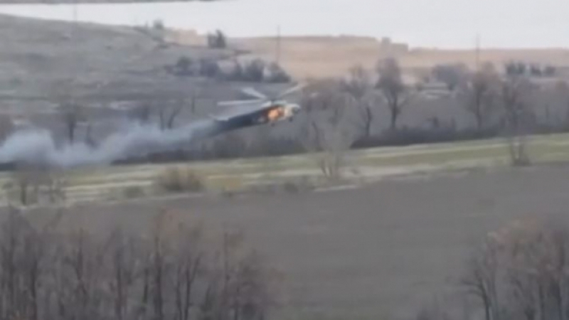 Невероятно, но факт: Танк свали хеликоптер с един изстрел на фронта в Украйна ВИДЕО