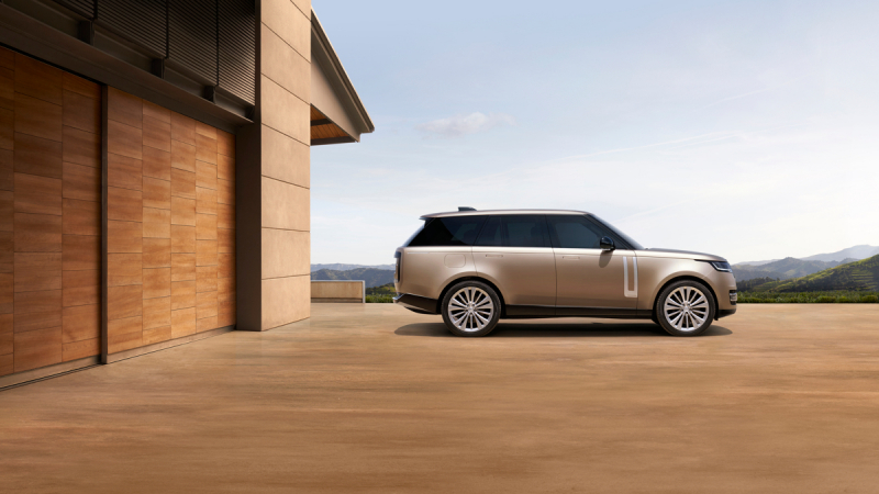 Новият Range Rover с награда за дизайн на годината на сериен автомобил