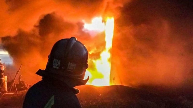 ВСУ отново удариха силно по руската Белгородска област, голям пожар бушува в Шебекино ВИДЕО