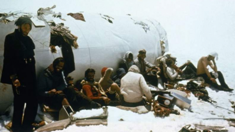 50 години след „Чудото в Андите”: Как се оцелява 72 дни в снега след самолетна катастрофа?