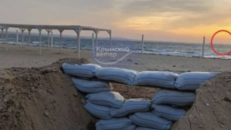 Ексклузивни СНИМКИ разкриват: В Крим копаят окопи, чакат украинците със "драконови зъби"