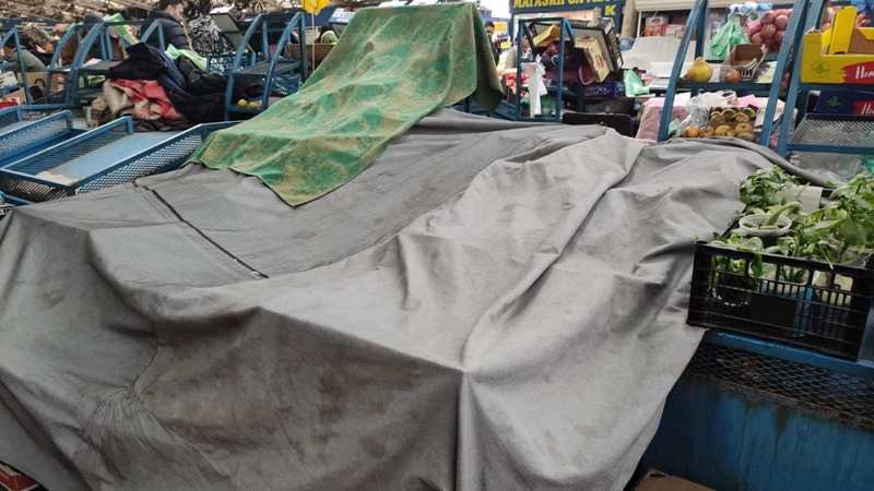 Кошмарен инцидент на пазара в Кърджали изправи косите на клиенти и продавачи 