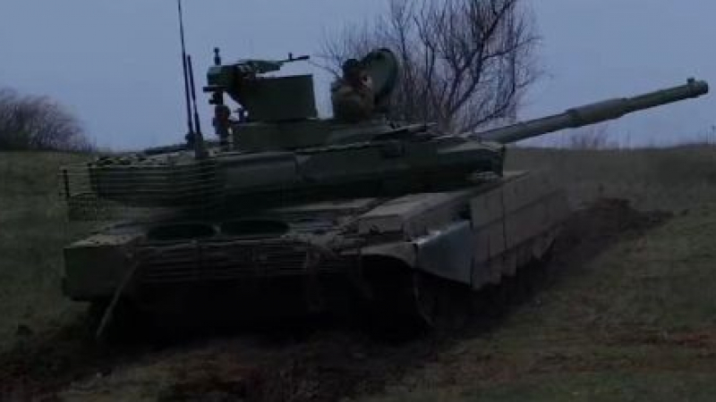 "Вагнер" се сдоби с най-новите танкове Т-90М "Прорыв" СНИМКИ