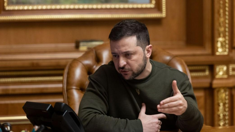 Киев изтри публикацията за Бандера в Туитър, след обаждане от Полша 