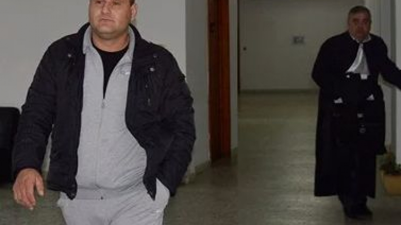 Скандални разкрития за Стойчо Камбаната, открил стрелба по невинни в Бургас 