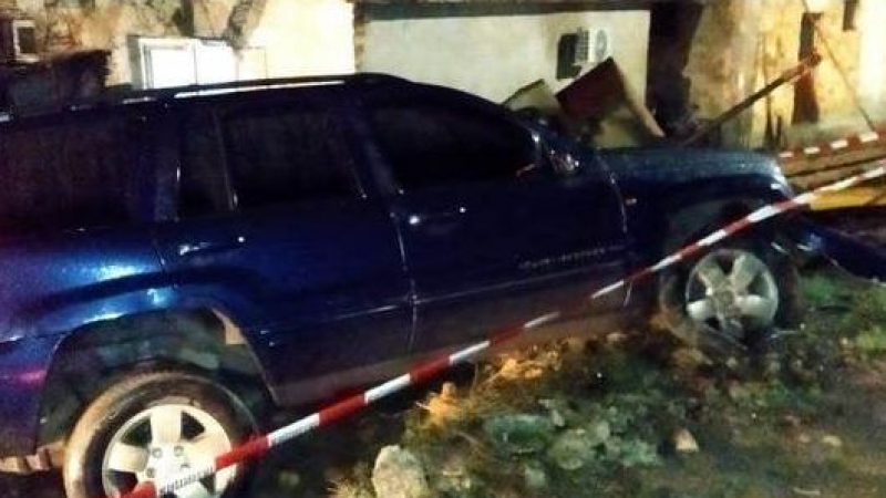 Горещи новини за шофьора, ударил 6 коли и автобус при гонка с полицията в Бургас