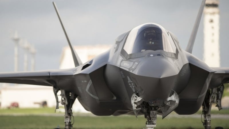 US база с F-35 на 300 км от Крим е подложена на мощното въздействие на неизвестни средства за РЕБ КАРТА