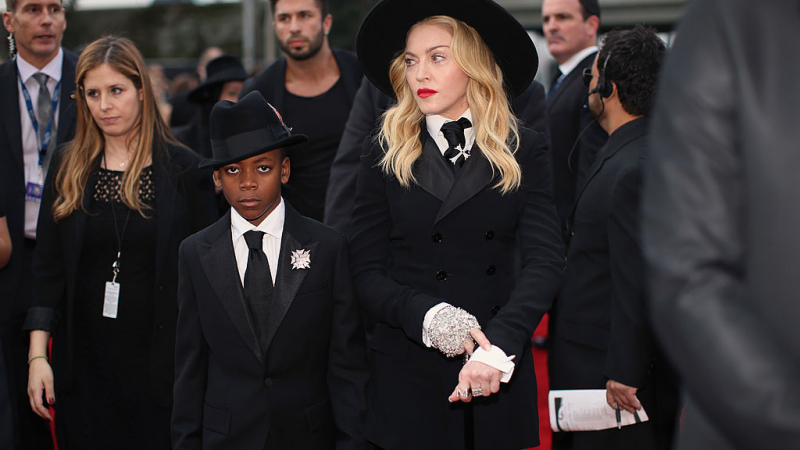 Огромна драма в семейството на Мадона, загуби близък човек 