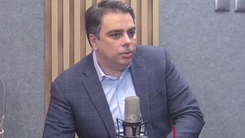 Асен Василев обяви, че нямало проблем ПП да получава дарения от Nexo