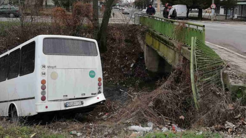 Ясна е причината за кошмара с пътнически автобус в Сливенско 