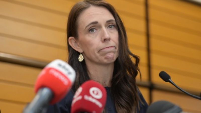 Премиерката на Нова Зеландия изненадващо се оттегля от поста