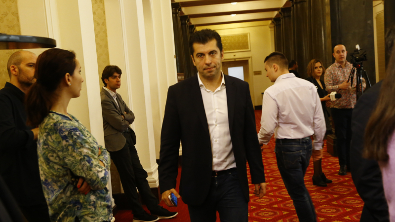 Депутат от ПП: Разговорът с Кирил Петков беше отчайващ, ще съсипем изборите, ако разкажа всичко 