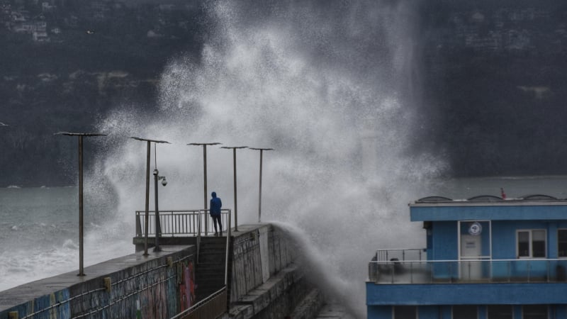 7,2 по Рихтер в Черно море, 5-метрови цунами и опустошения между Балчик и Шабла