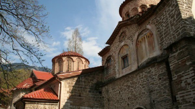 Бачковският манастир с извънреден ход заради скъпия ток 