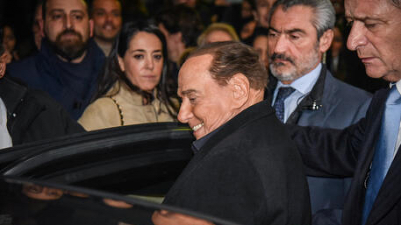 Берлускони се нахвърли на Зеленски и даде рецептата си за мир в Украйна