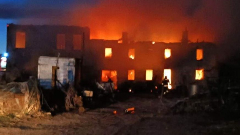 Само в БЛИЦ: Пиромани побъркаха пожарникарите в Пловдивско СНИМКИ 