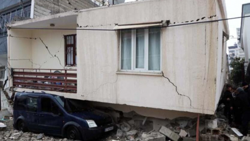 Нов силен трус разтърси фаталния окръг Хатай в Турция ВИДЕО