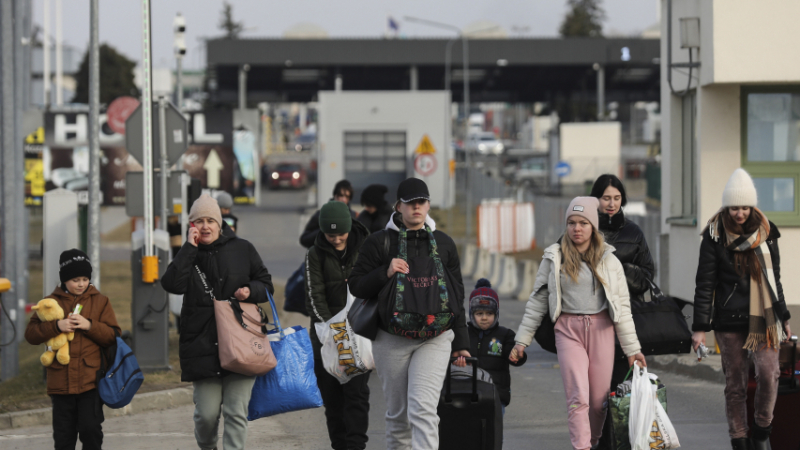 Украинските бежанци у нас се оказаха с претенции, не им се работи какво да е 