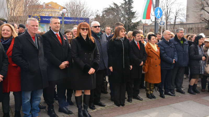 Предизборната кампания на Коалиция "БСП за България" в Бургас беше открита официално днес 