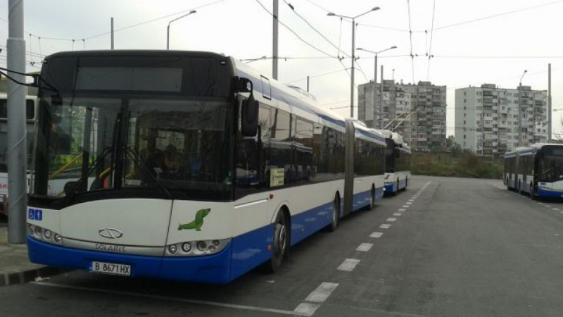 Варненски автобус предизвика фурор в мрежата СНИМКА 