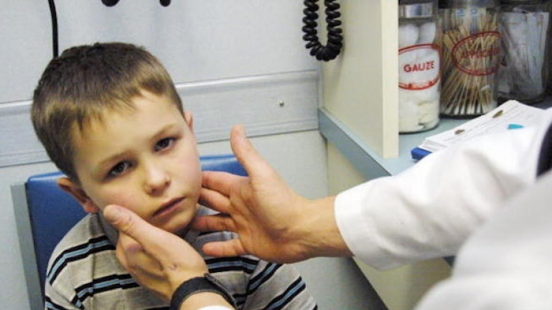 Нова напаст: Метапневмовирус напада децата и докарва пневмония или отит