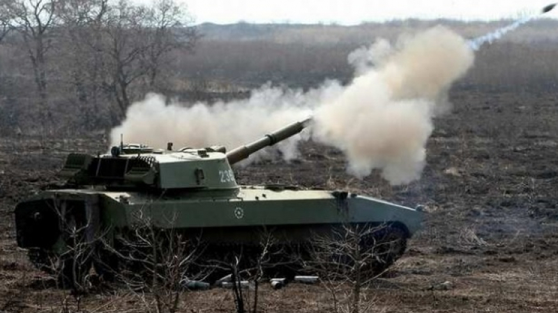 ВИДЕО от войната: 1-ва Славянска бригада унищожава укрепленията на ВСУ край Донецк